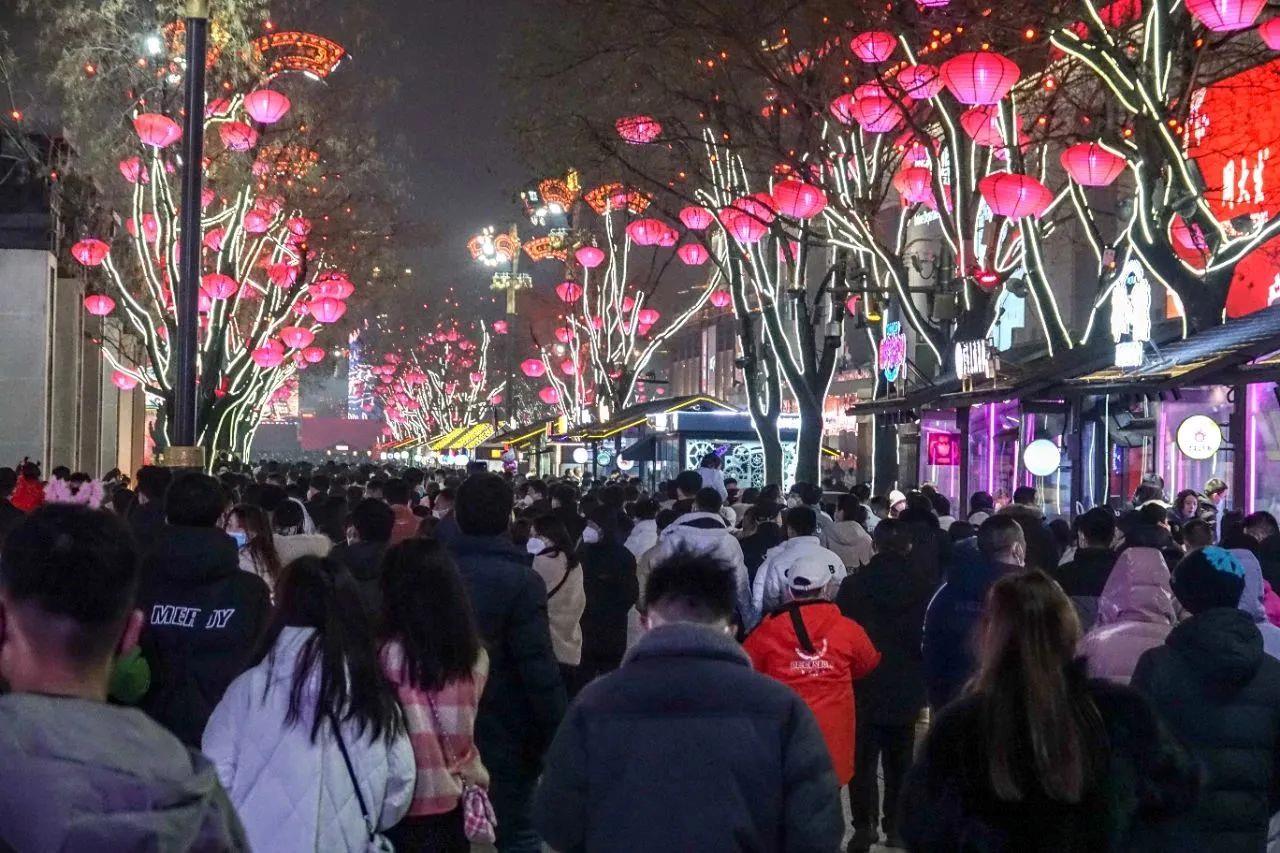 热气腾腾！这是昨夜今晨的中国