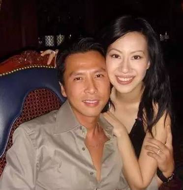 全部男明星的老婆 娱乐明星老婆背后的男