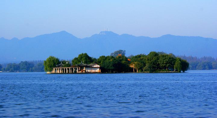 杭州冬季旅游景点推荐 杭州秋冬季节好玩的地方景点